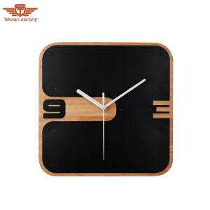 ساعت دیواری چوبی